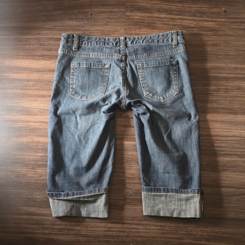 Y2K MOSSIMO Low Rise Cuffed Bermuda Shorts Vintage Size 7 Juniors - Picture 2 of 3